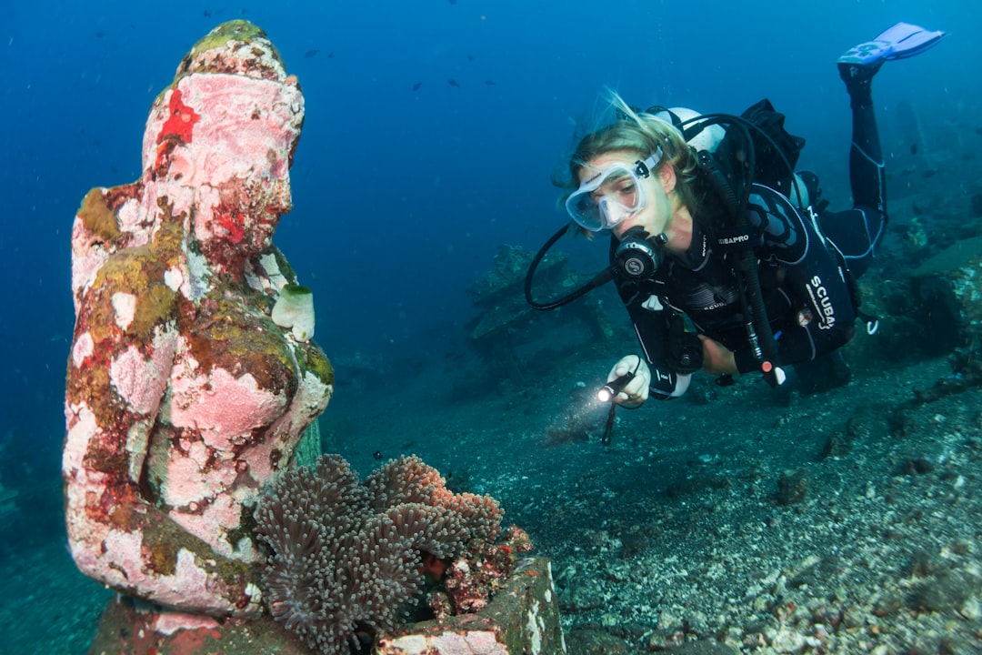 Explore the Underwater World: Scuba Diving Vacations